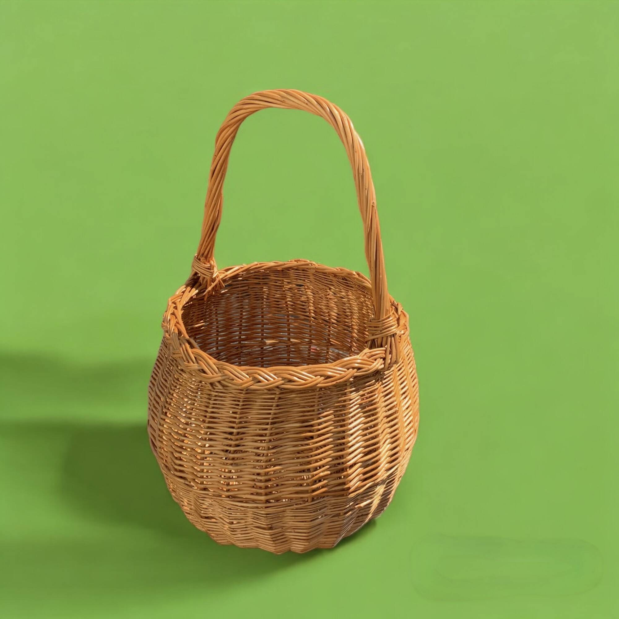 Vintage woven wicker round basket