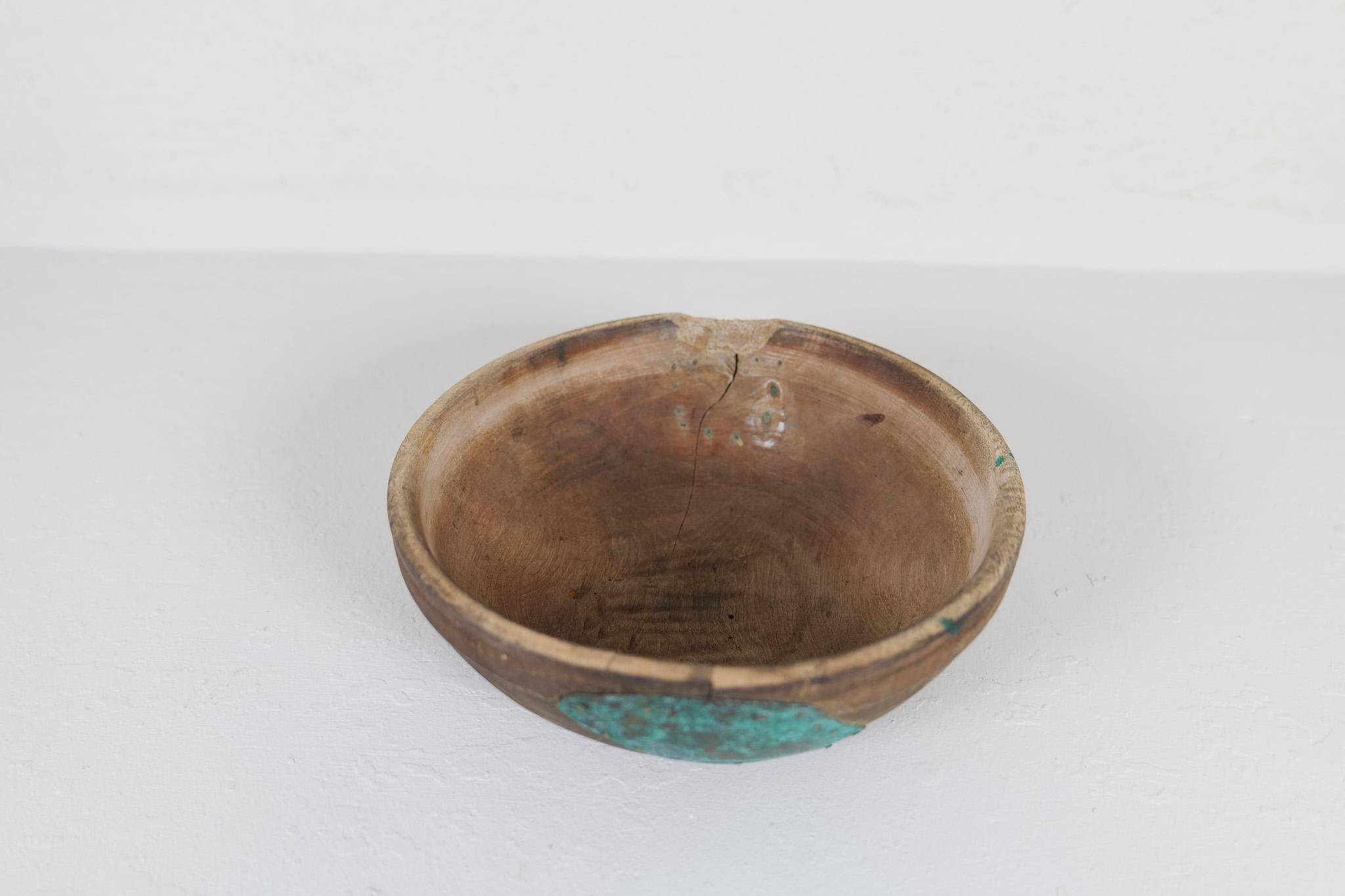 Set of three unique farmhouse bowls from 19th-century Swedish folk art.