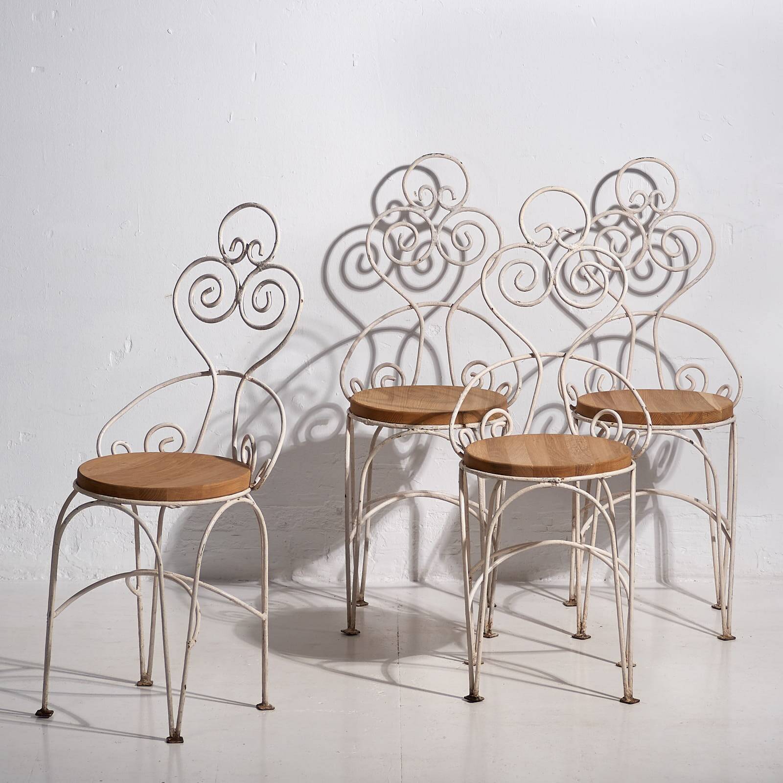 Antique white garden chairs (circa 1920). Set of 4 pieces