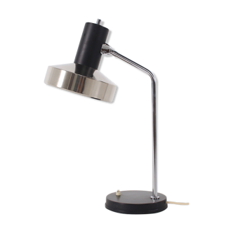 Modernist articulated office lamp