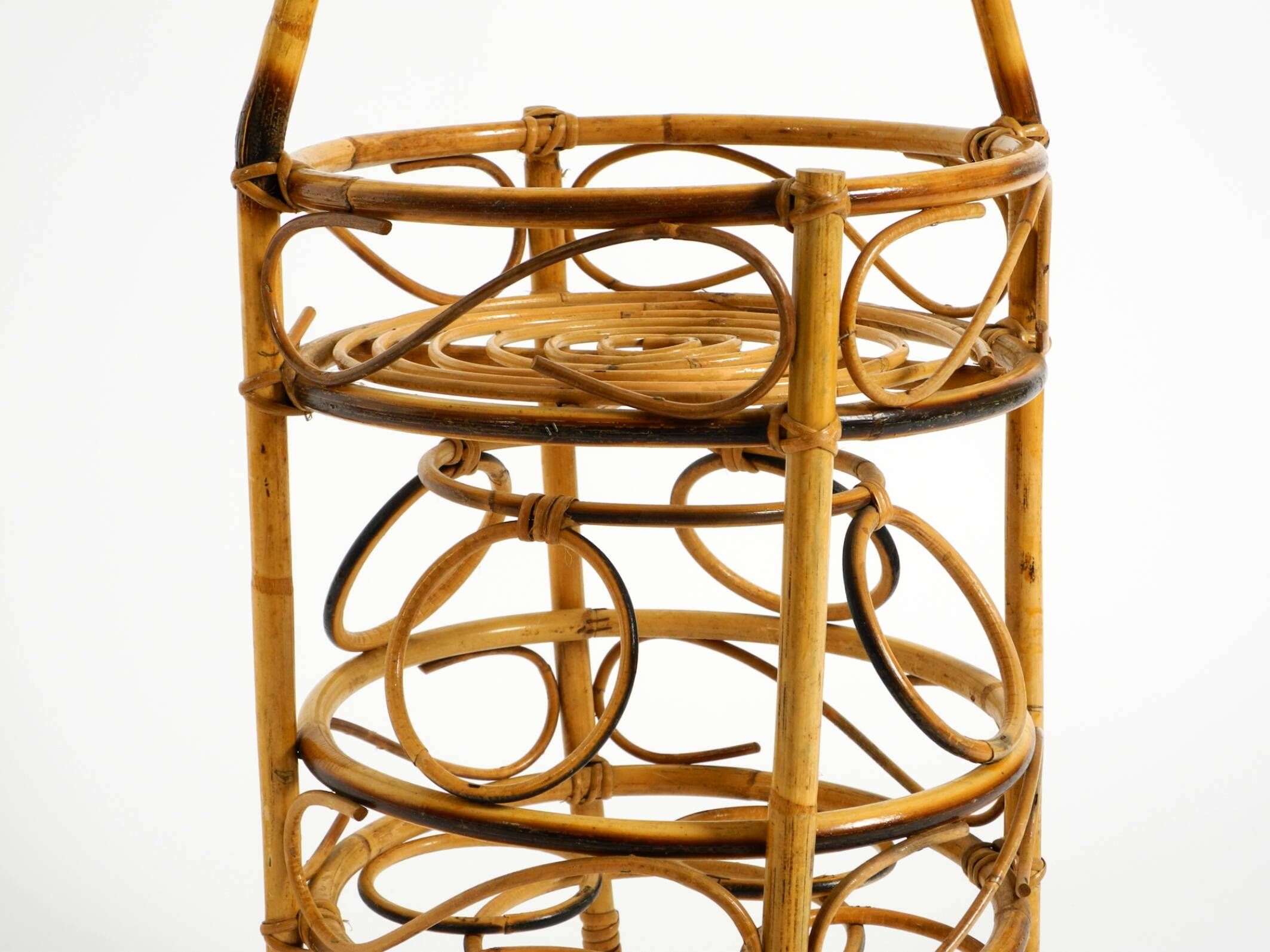 Italian Mid Century bar and serving trolley made of bamboo with wheels