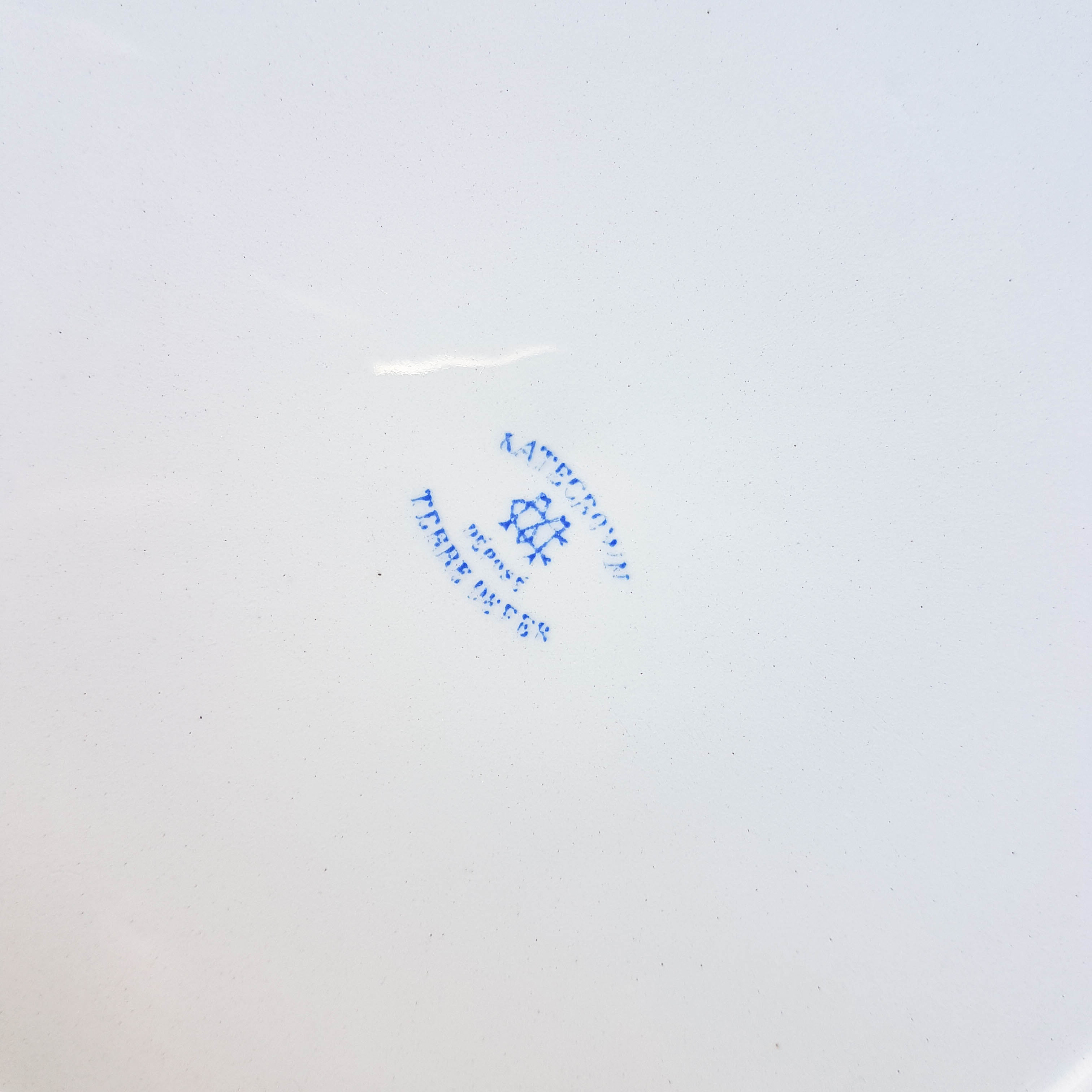 Katecrown Iron Earth Round Dish