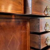 Cabinet in walnut of the nineteenth century