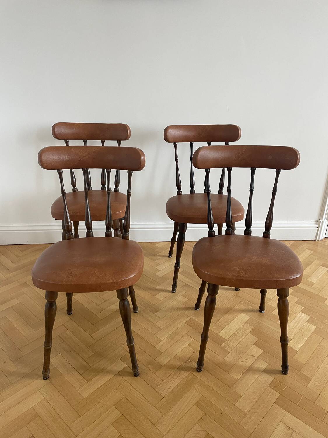 Set of 4 chairs