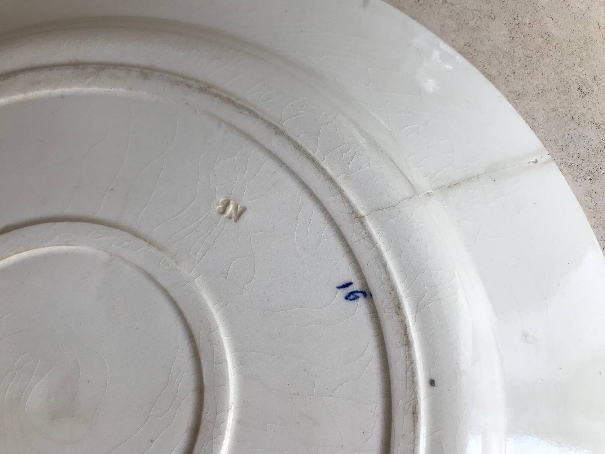 Large iron earth plate in Gien floral pattern