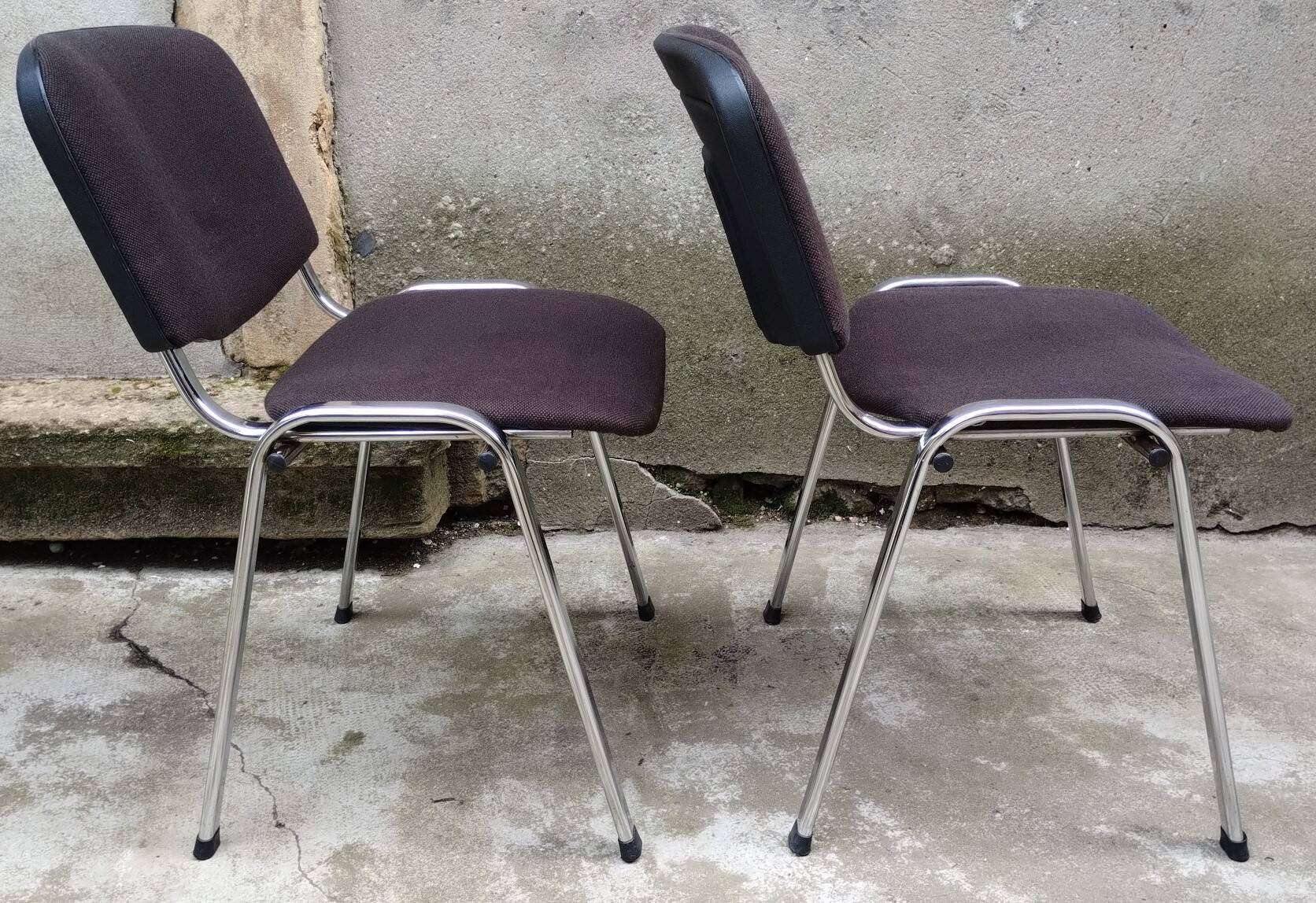 Waiting room or meeting chair