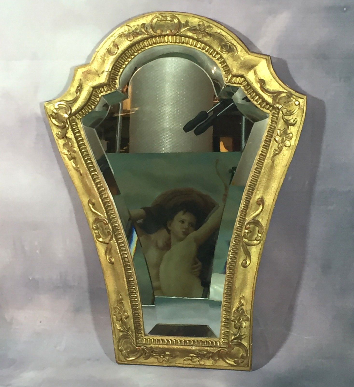 Former mirror in wood and stucco with beveled mirror