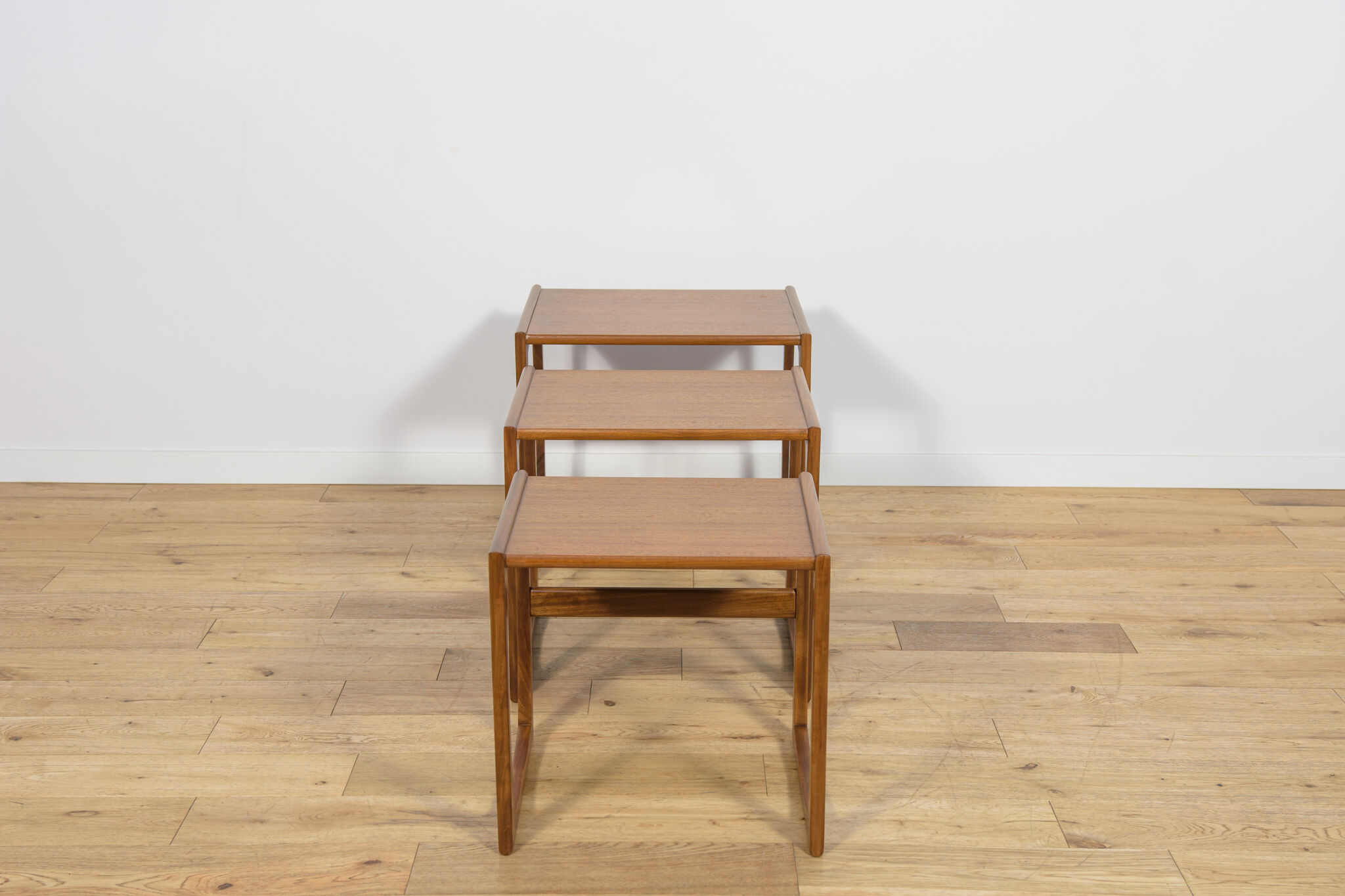 Mid-century teak nesting tables by R. Benett for G-Plan, United Kingdom, 1970s, set of 3