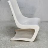 Fauteuil space age en fibre de verre laquée blanche, circa 1970