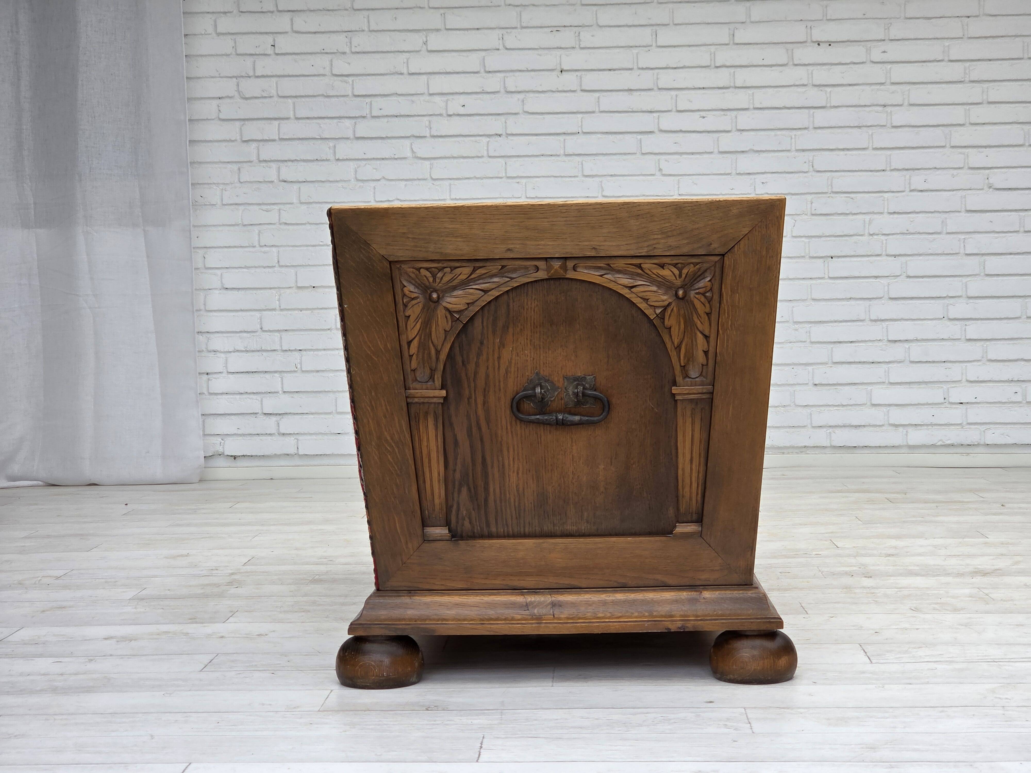 1960s, Danish 2-seater sofa, original condition, furniture wool, oak wood.