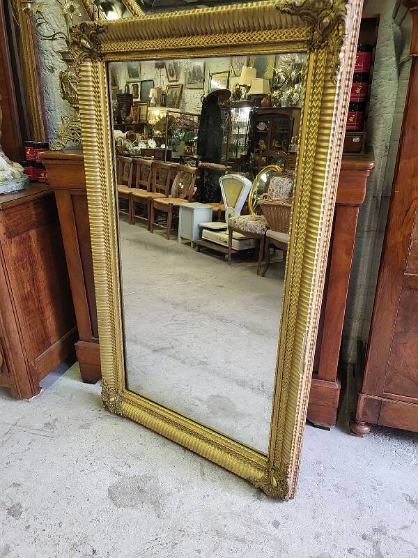 Antique gilt mirror from the early 19th century n°41