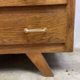 Chest of drawers with compass feet