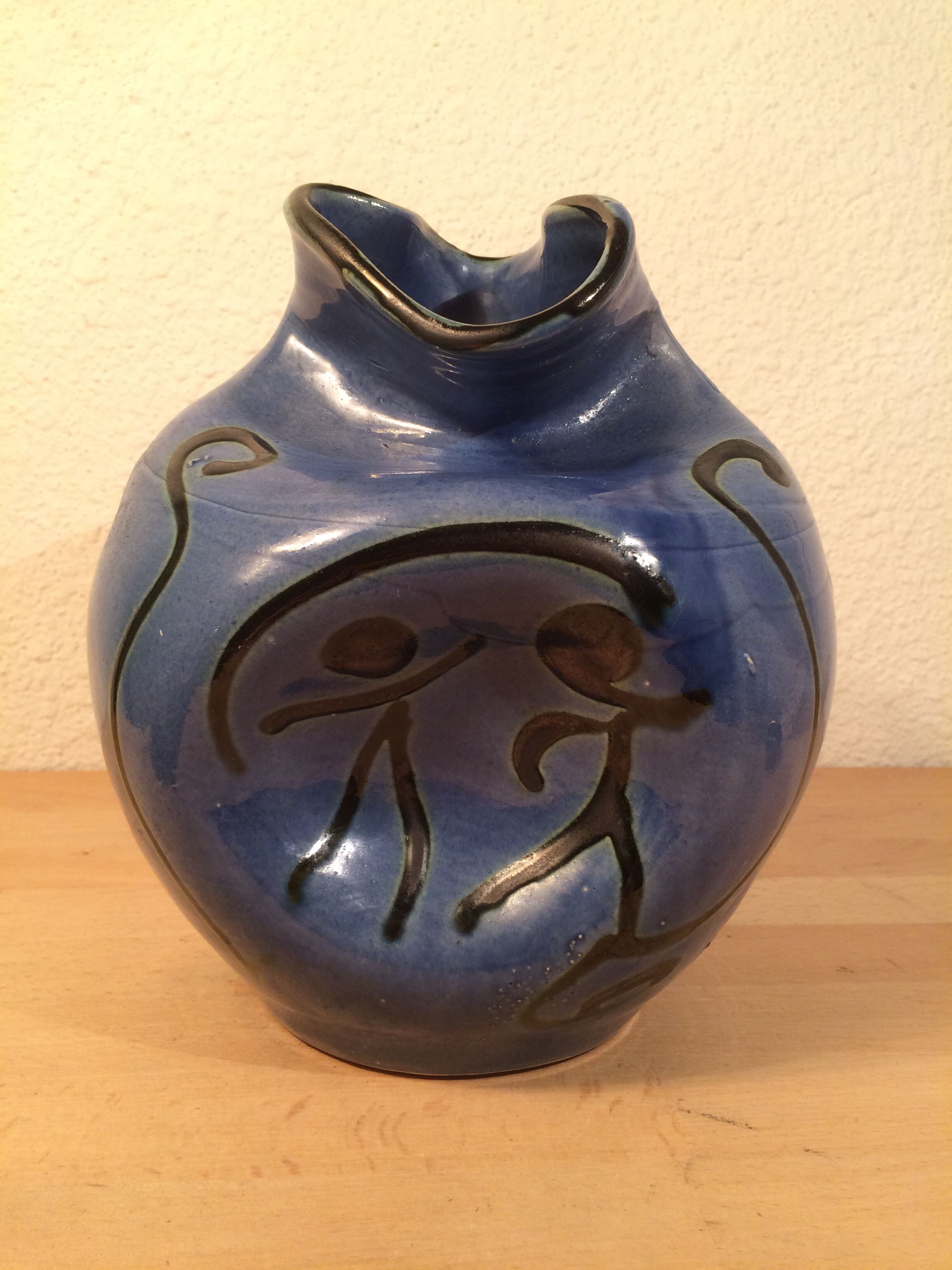 Vase signed Buxo ceramic free form