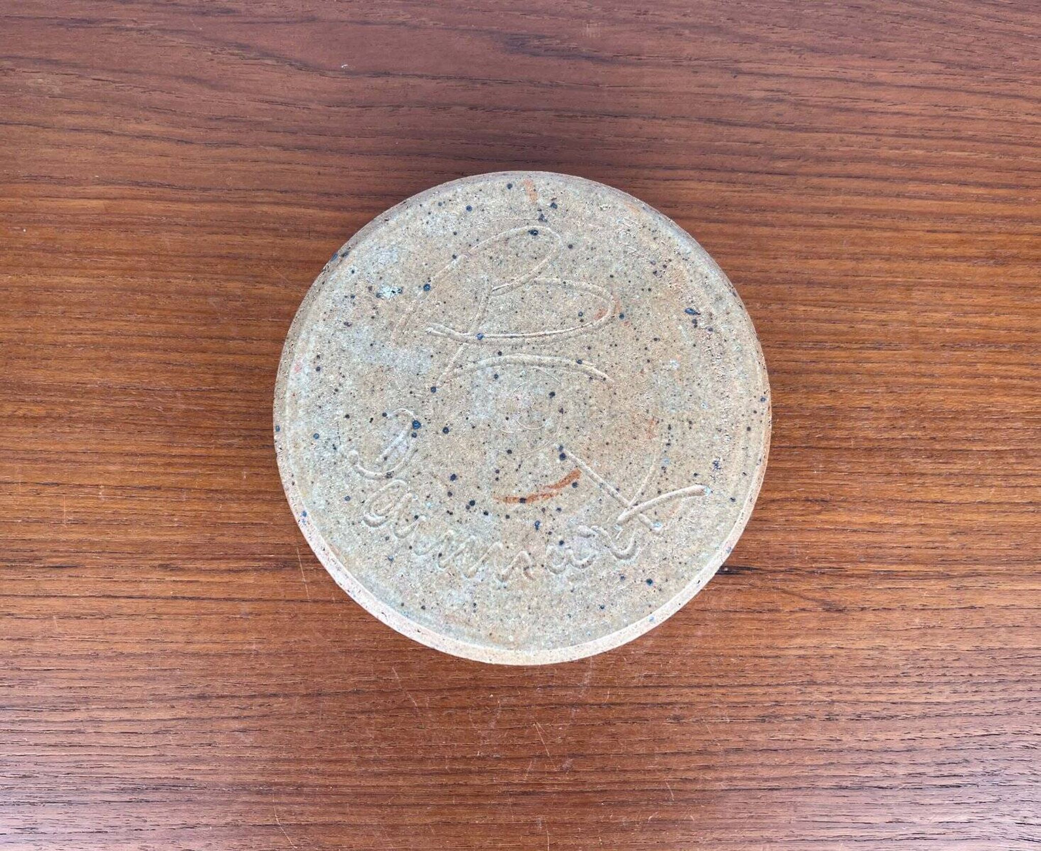 Mid-century modern Danish studio pottery bowl by Bente Lemche, 1960s.