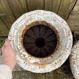 Médicis planters in cast iron old villa