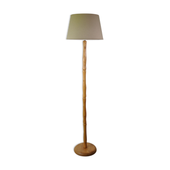Wooden floor lamp 1970