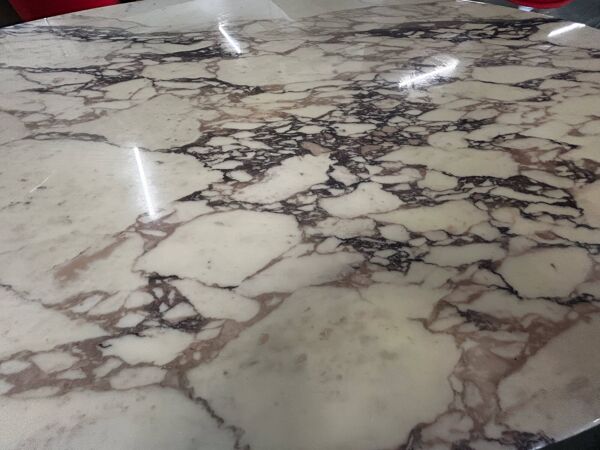 Table a manger ovale Knoll tulipe saarinen