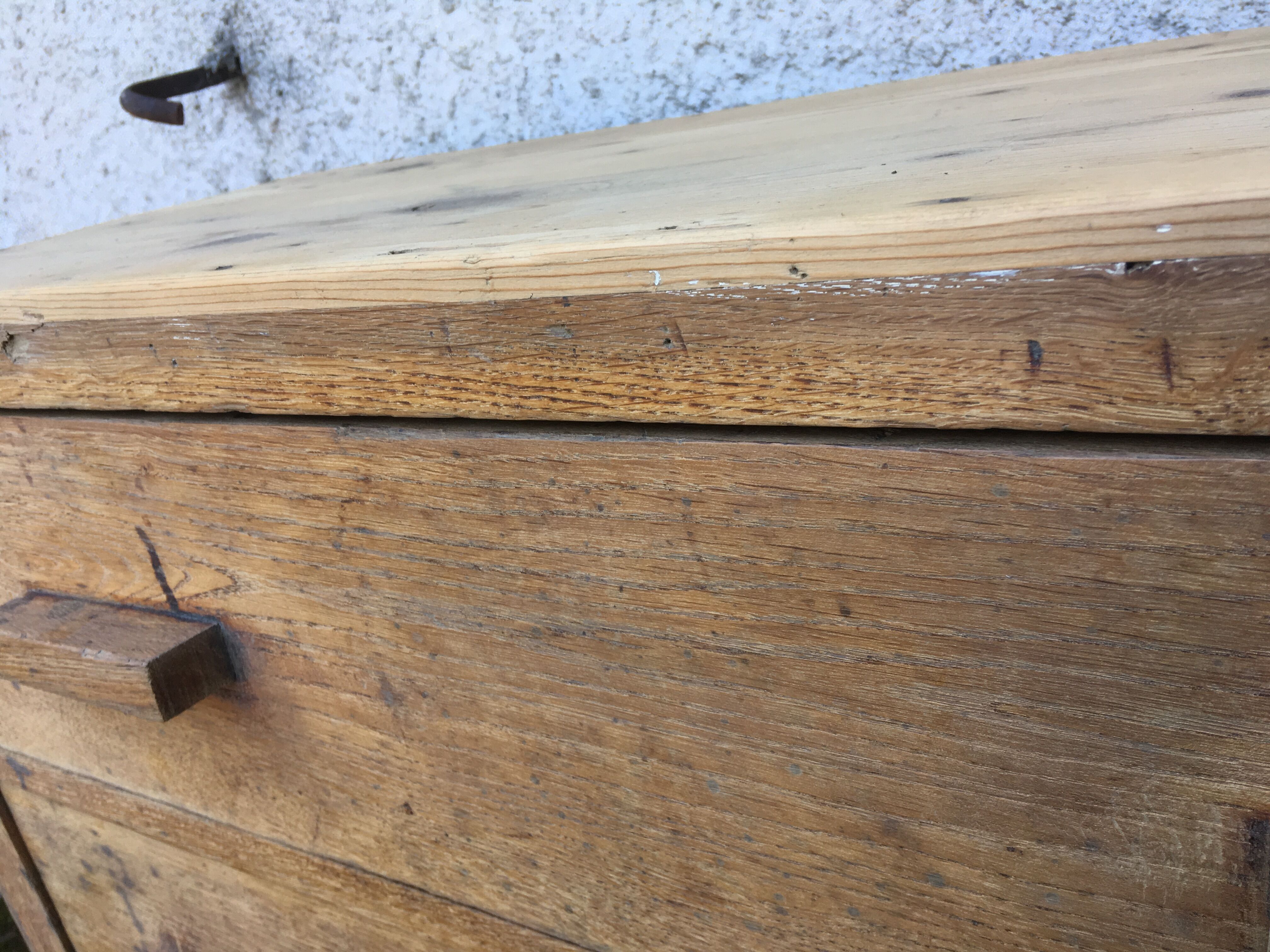 Old retro vintage chest of drawers 3 drawers wooden crude façade oak