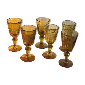 6 walk glasses in biot bulled glass