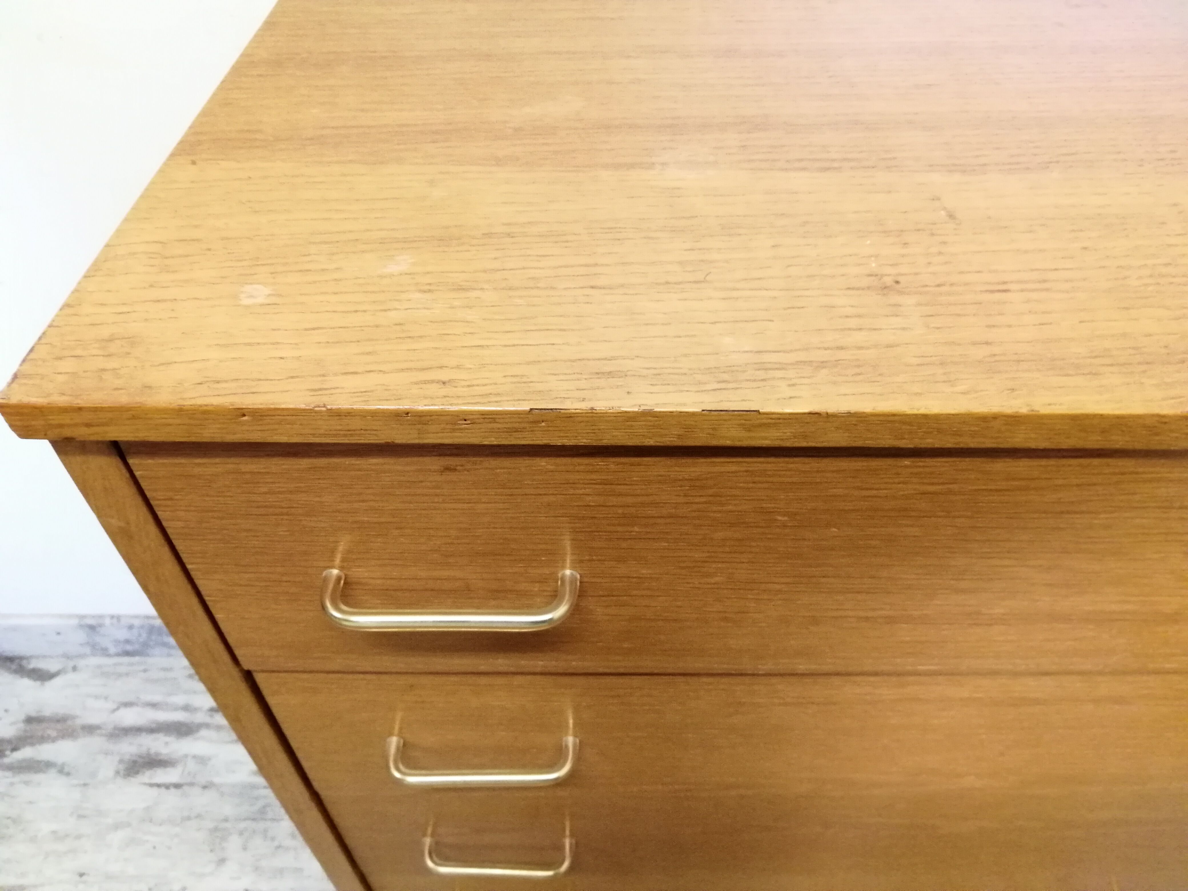 Scandinavian chest of drawers