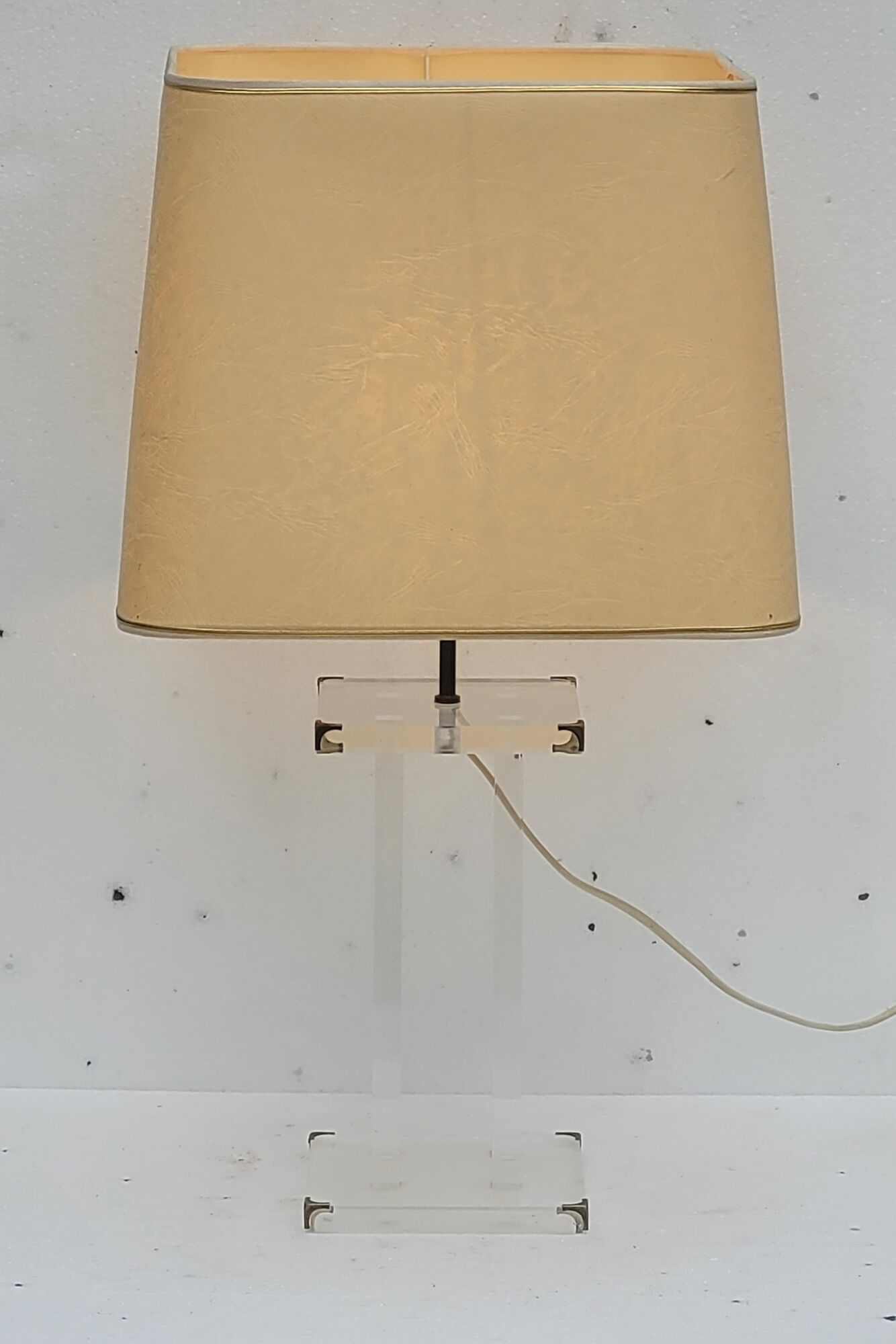 Vintage 1970 plexiglass lamp by David Lange for Roche Bobois