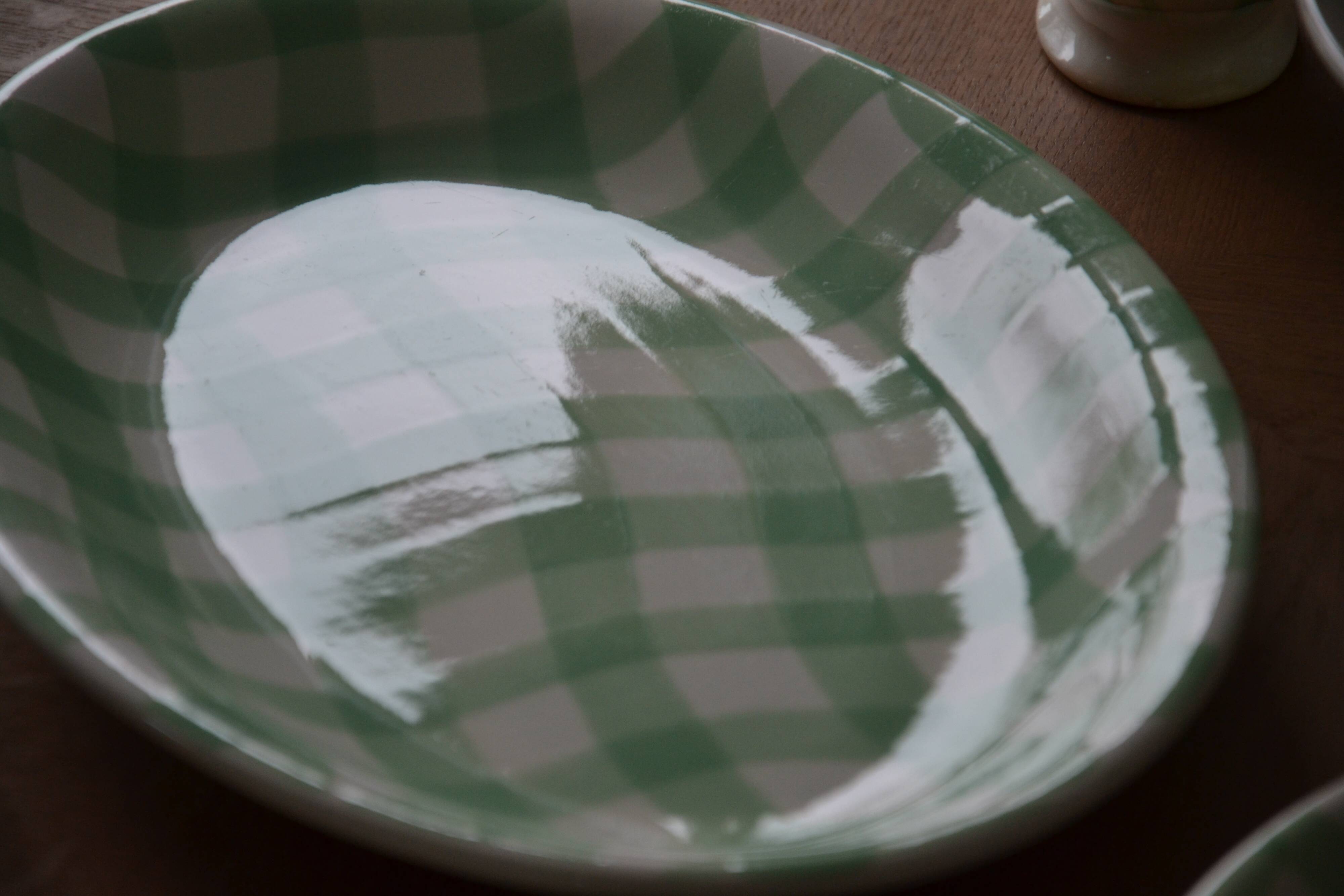 Oval salt dish, green Croisette model