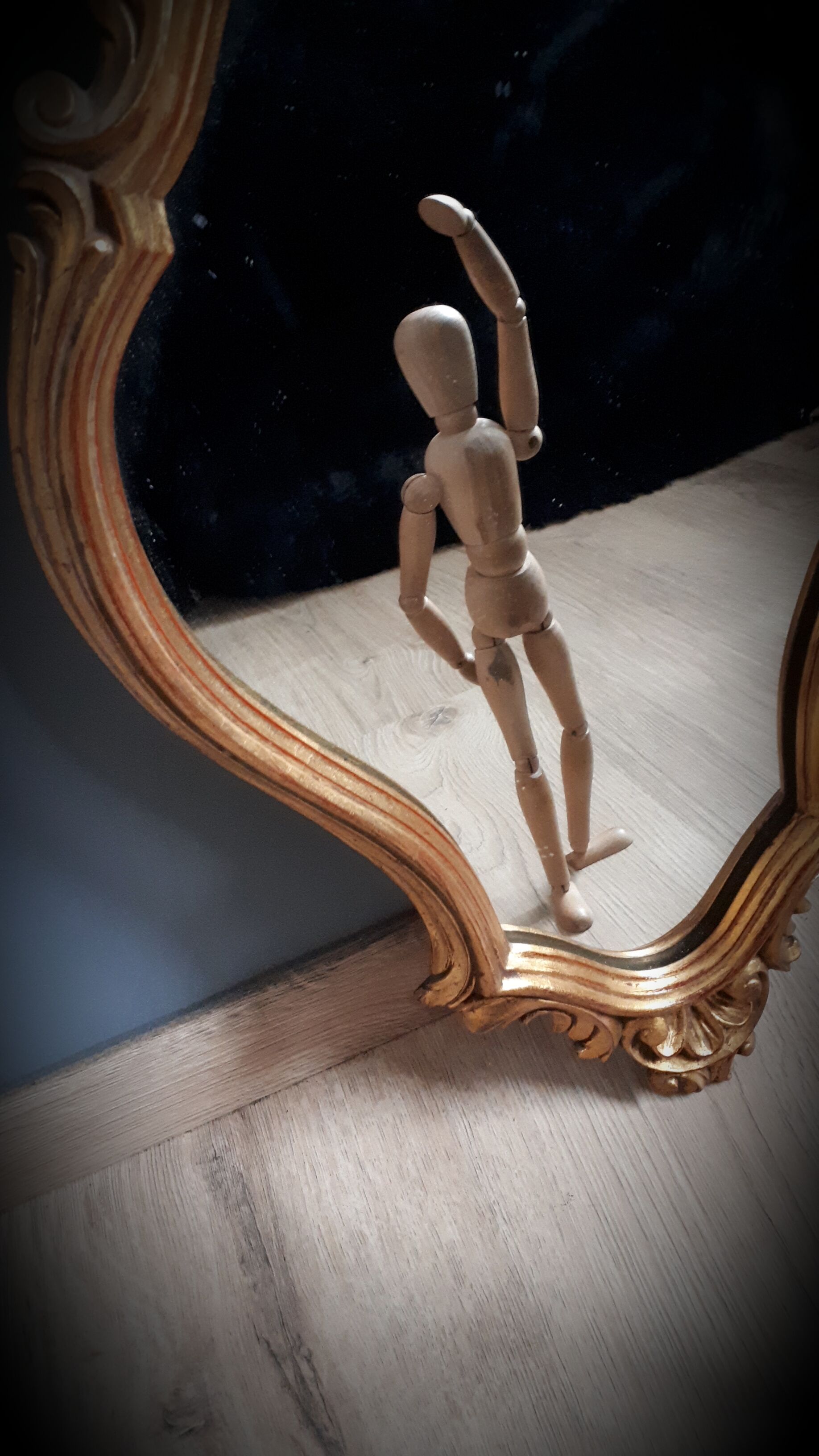 Baroque golden mirror