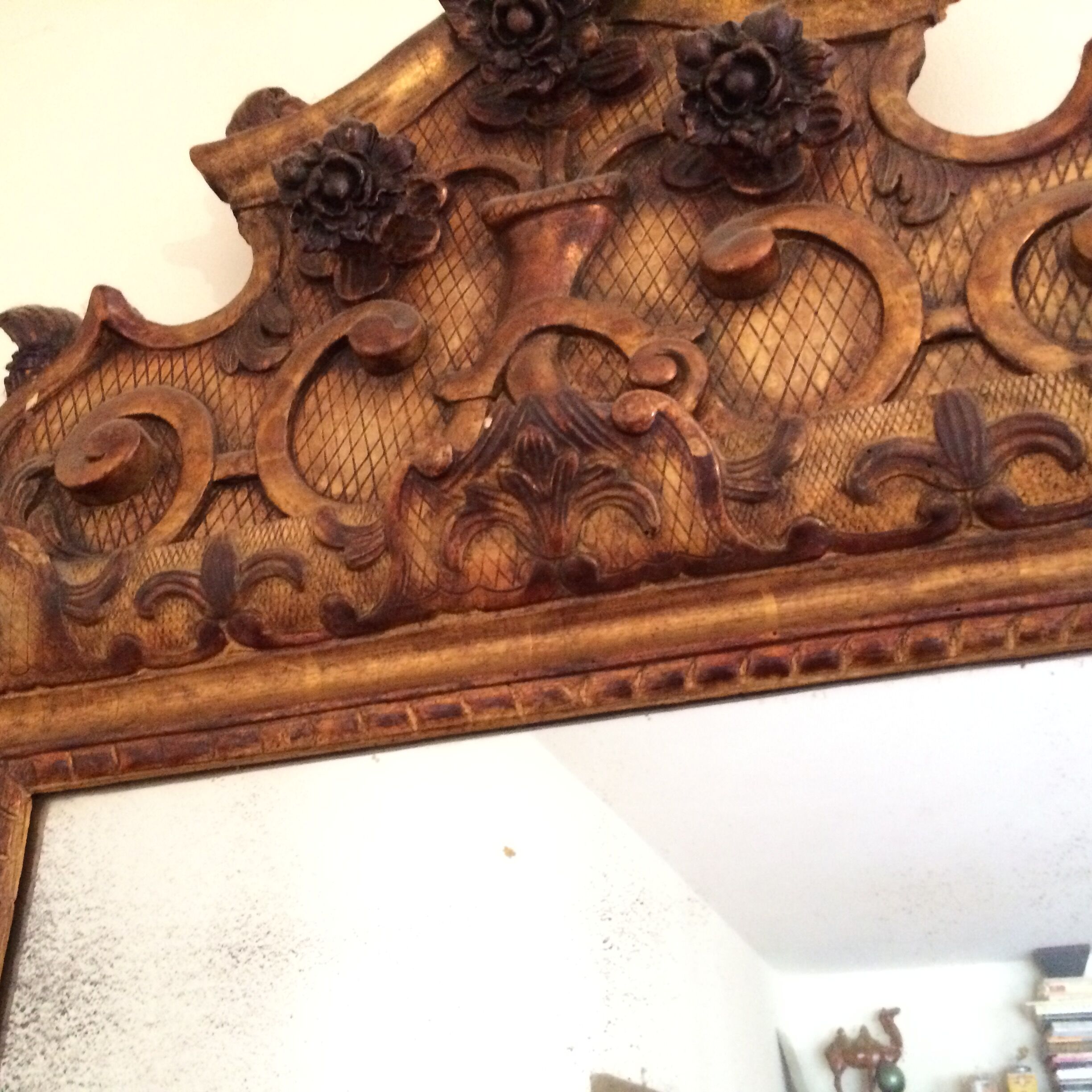 Old moroir in gilded wood 62x112cm