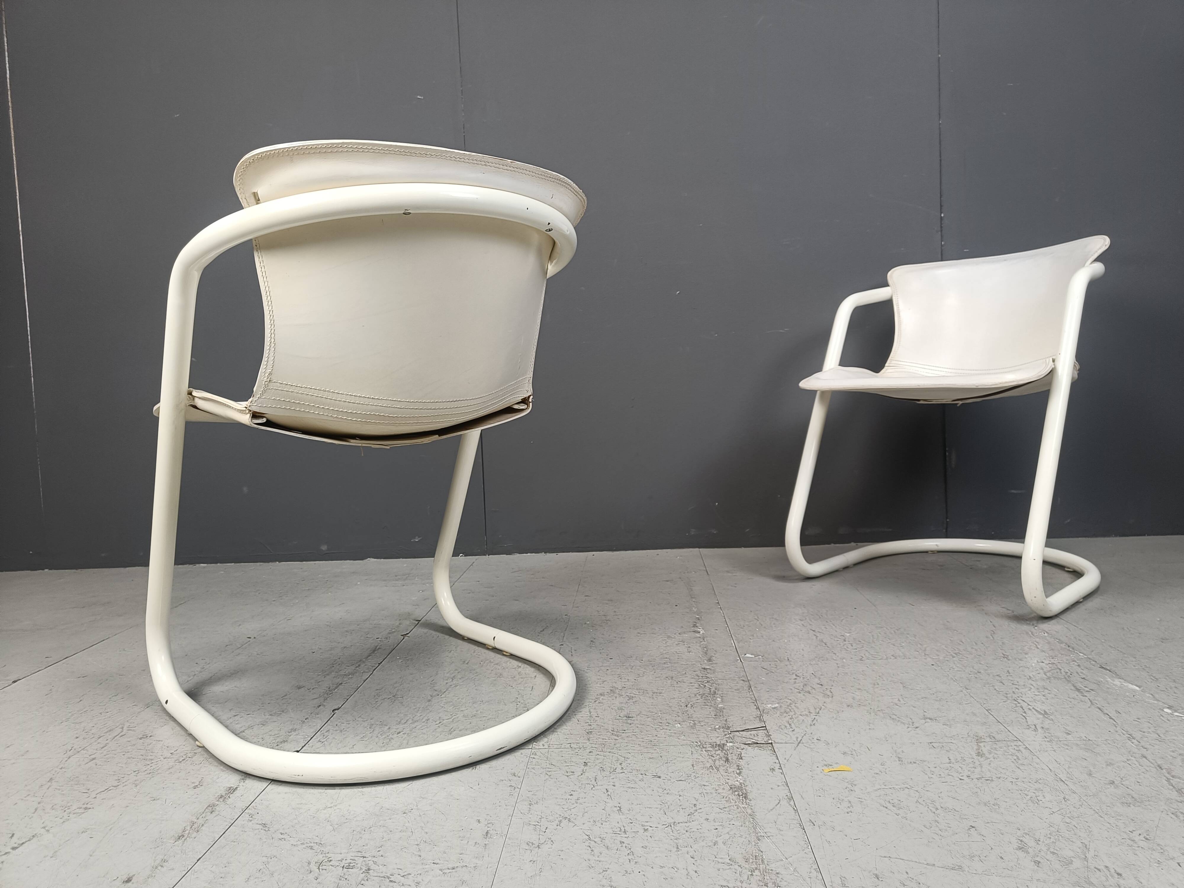 Vintage dining chairs by Metaform, set of 5 - 1970s