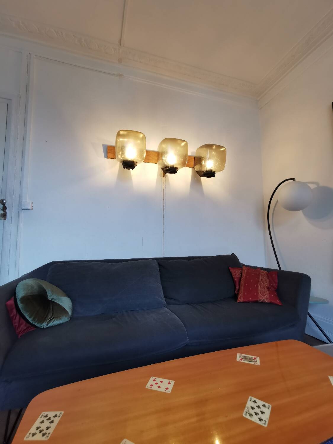 3 appliques Guzzini années 60