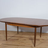 Mid-Century Oval Dining Table in Teak from G-Plan, 1960s