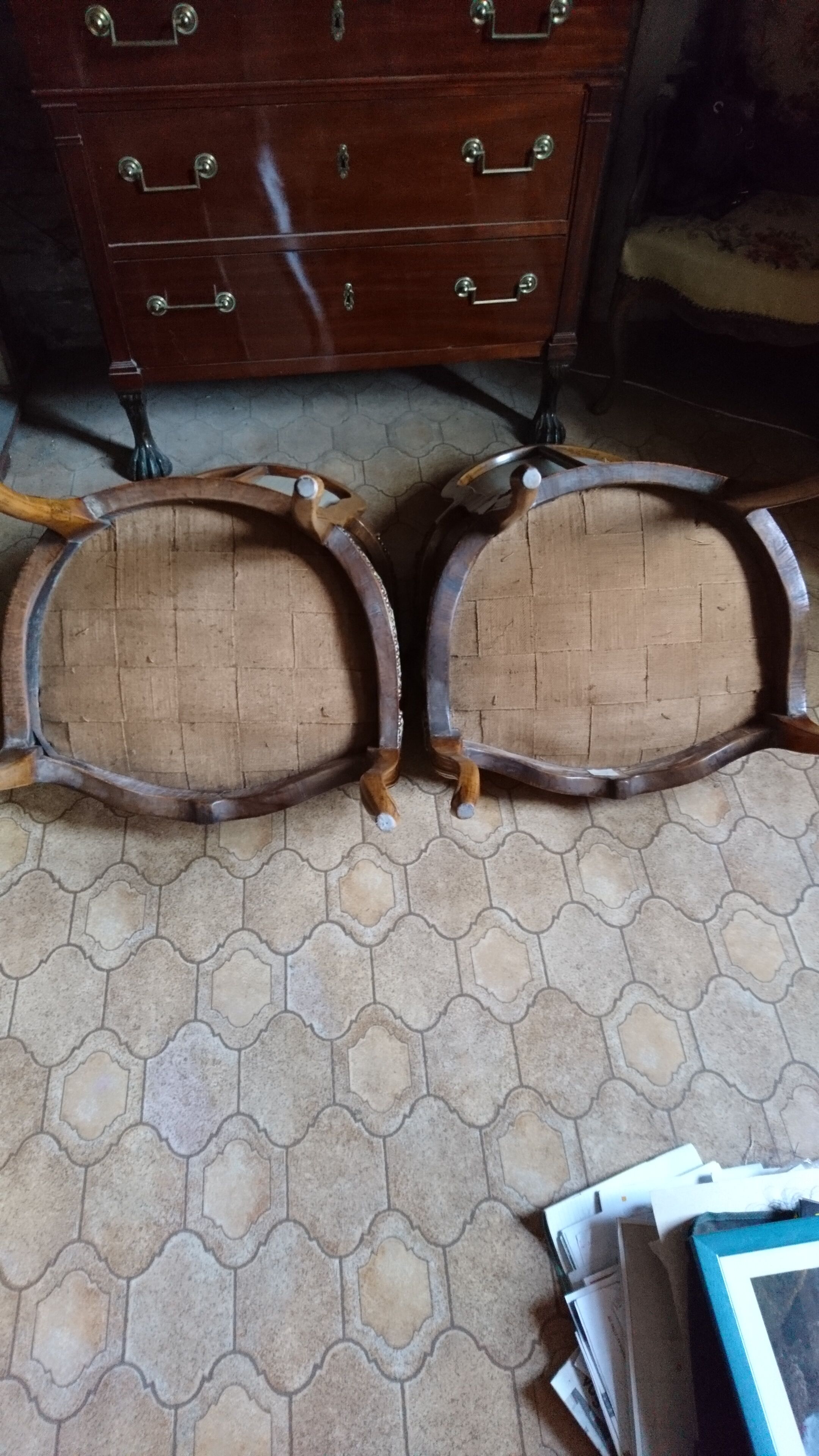 Louis XV convertible chair