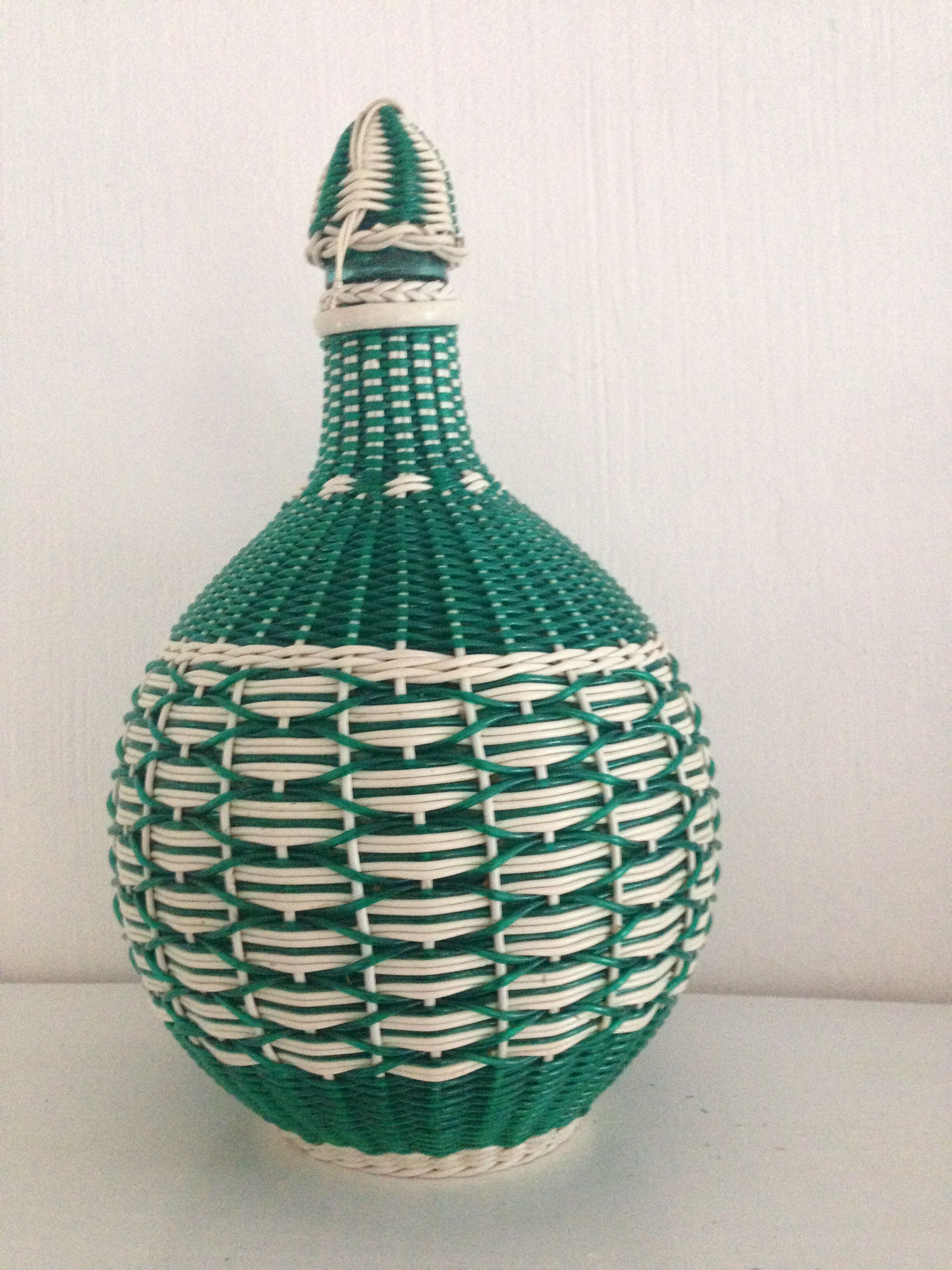 Bottle vintage scoubidou