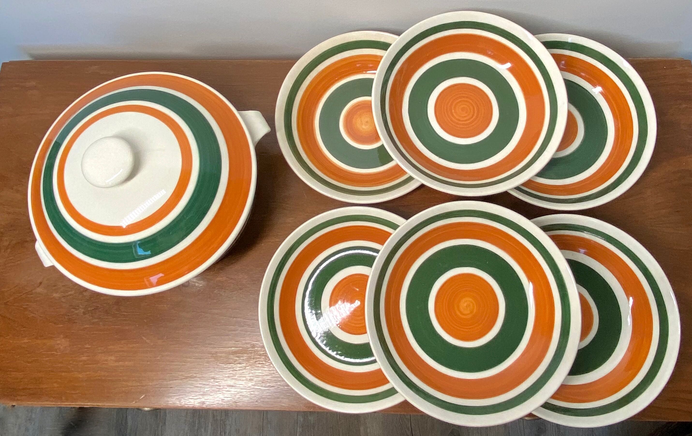 Service in faience of Gien 70s