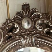 Baroque mirror to place with mouldings