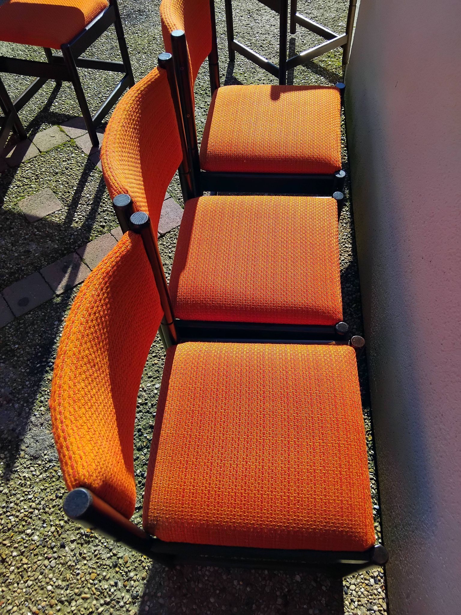 6 chaises vintage bois et tissu orange