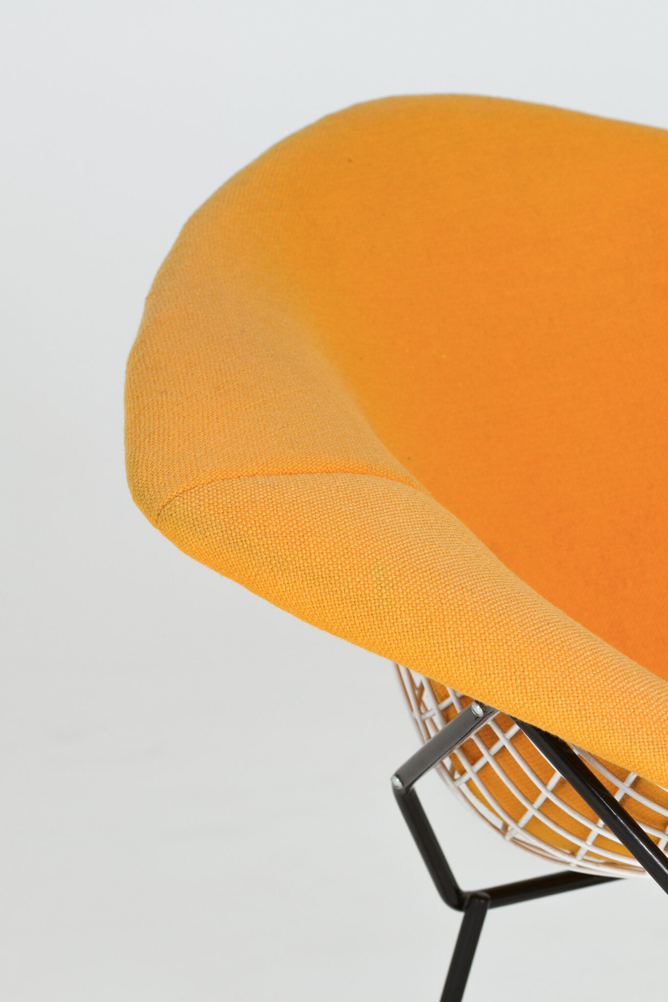 Diamond Chair – Yellow Upholstery - Harry Bertoia