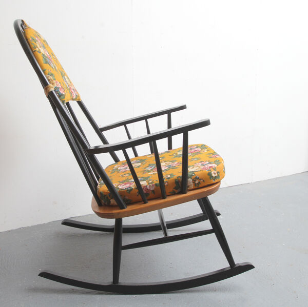Rocking-chair des années 1950 dans le style scandinave