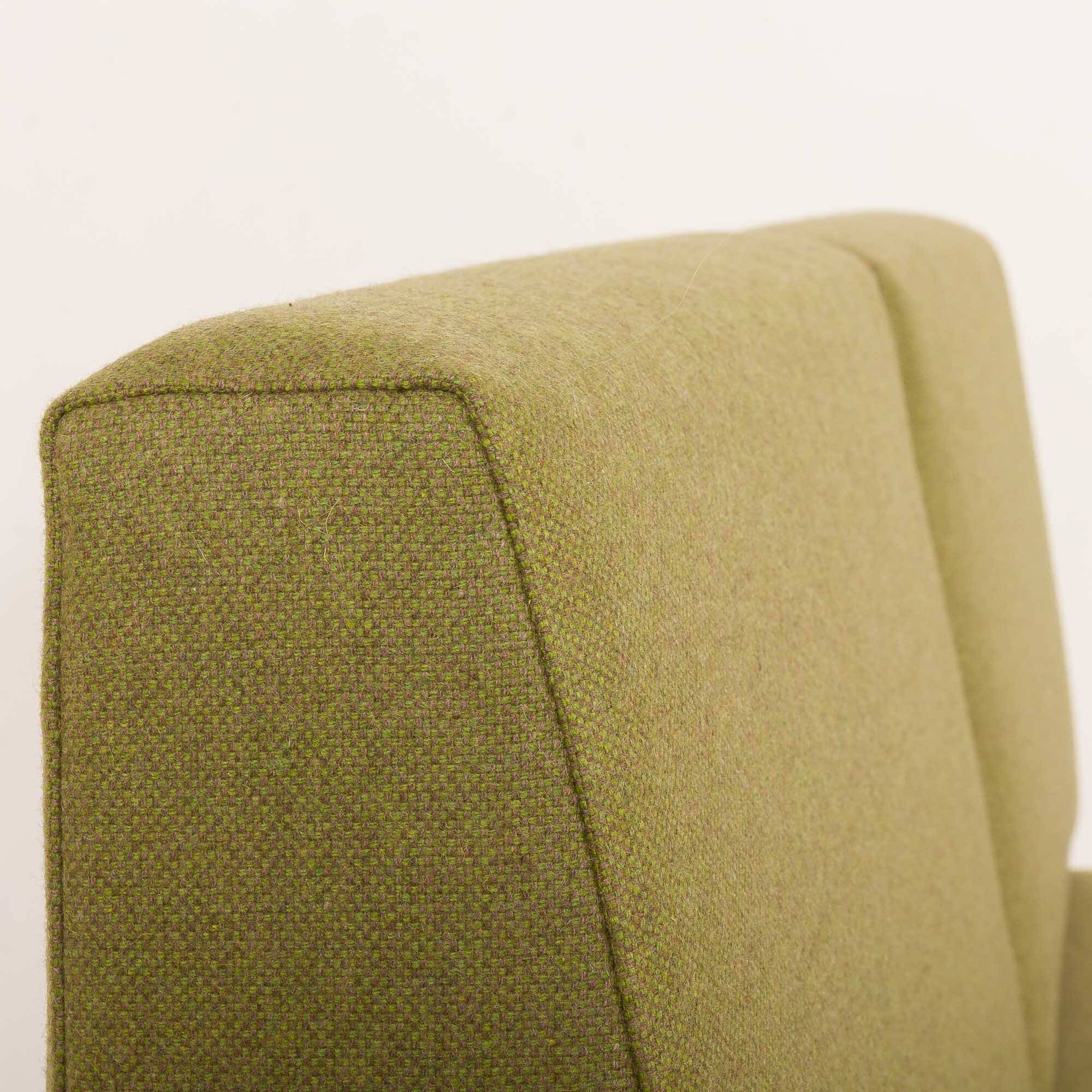 Svane daybed suit, set of 2 sofas and a side table by Igmar Relling, Norway