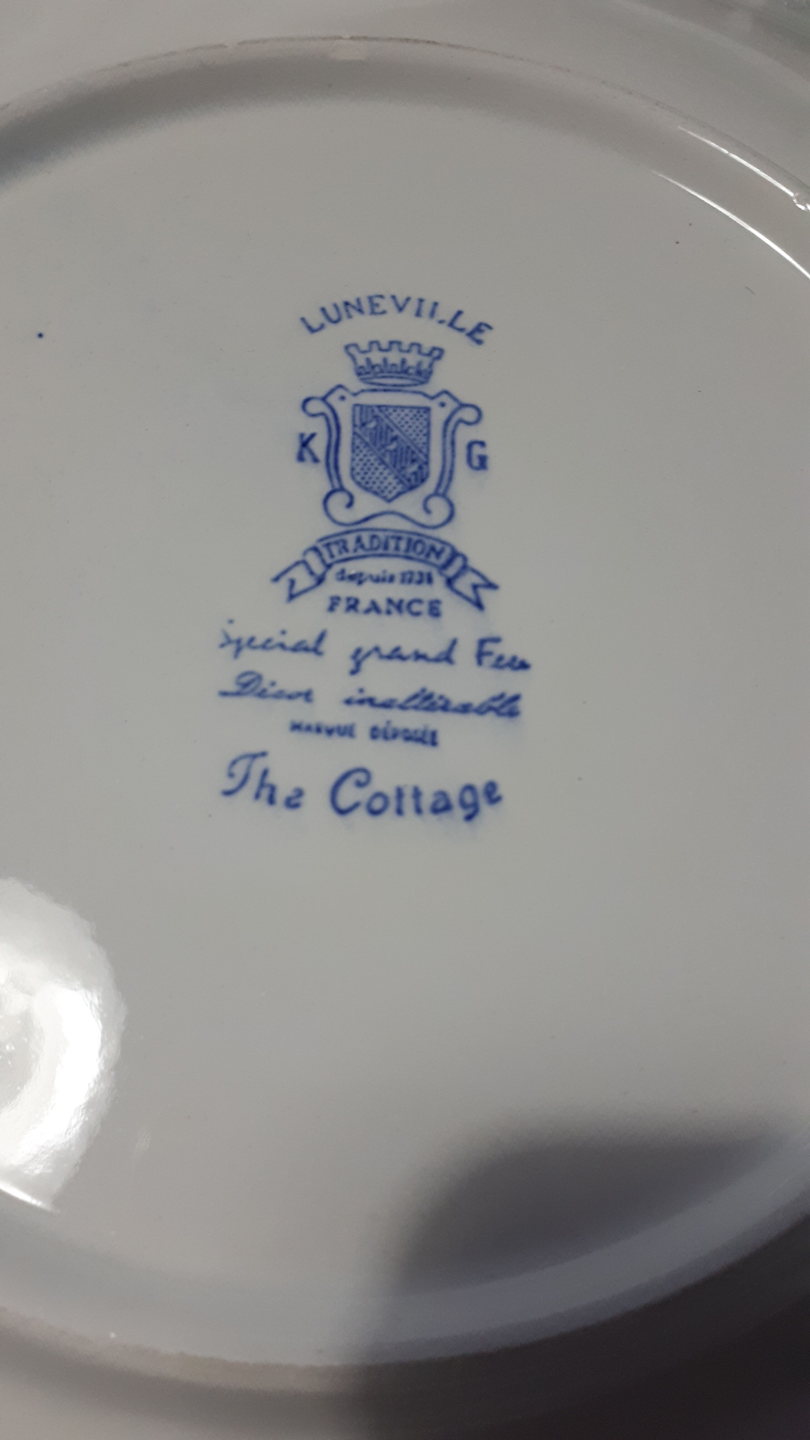 Full service luneville series the cottage