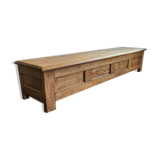 Chest bench