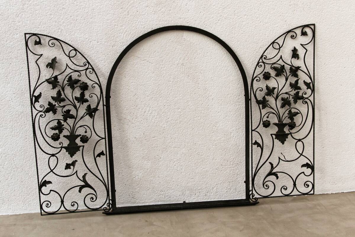 Wrought iron wall gate