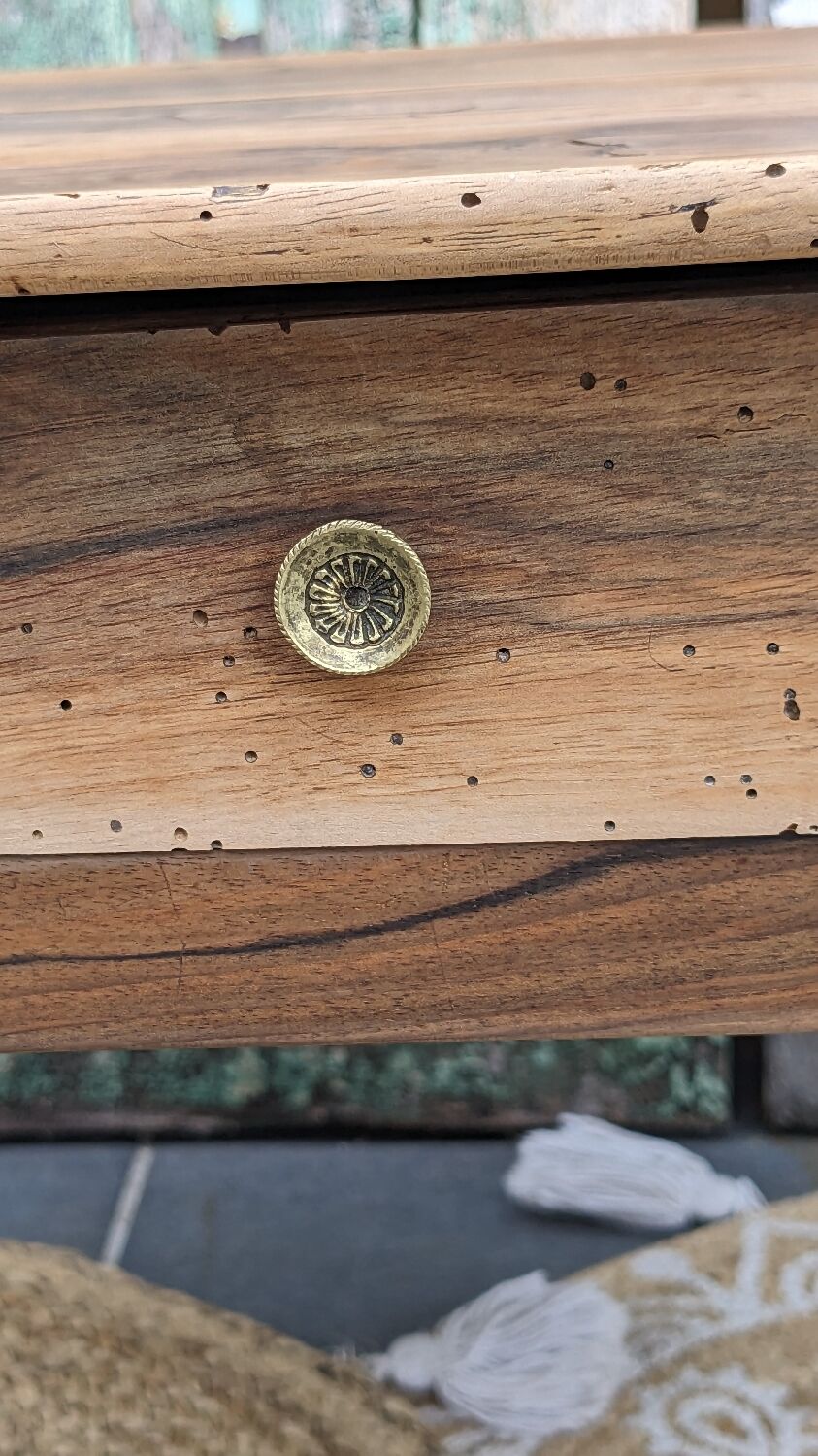 Coffee farmhouse table