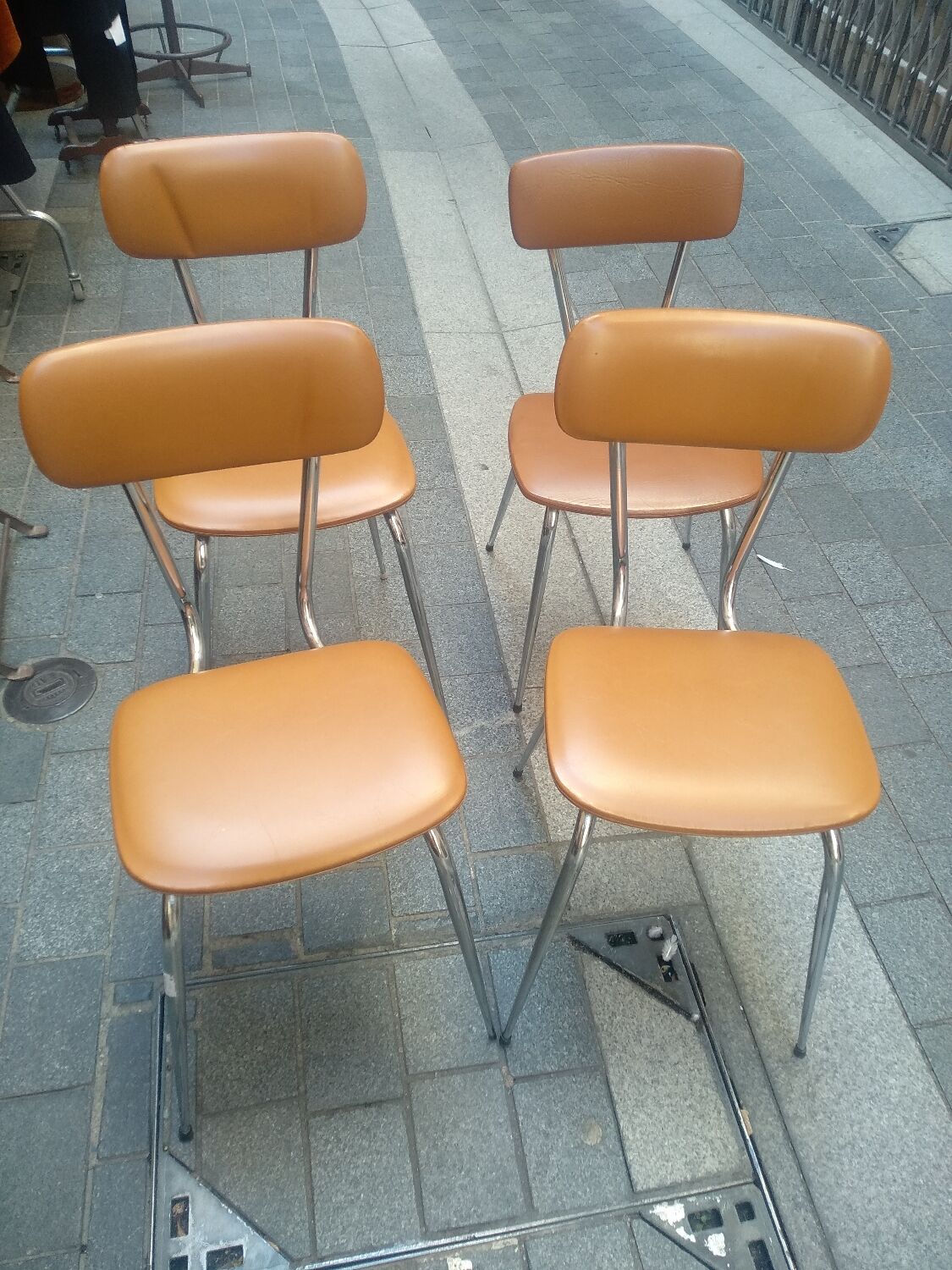 Set of 4 vintage chairs stainless steel feet 60s.