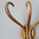 Porte manteau thonet vintage en bois courbé