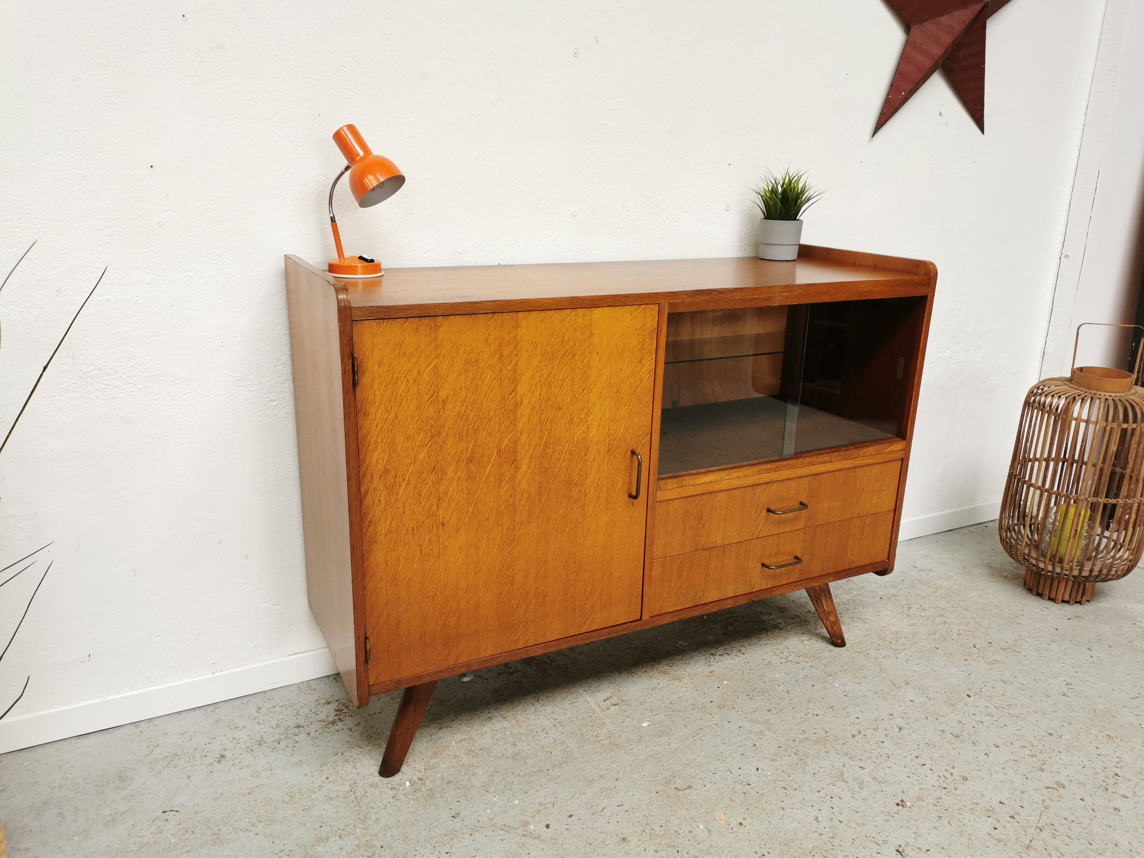 Vintage buffet