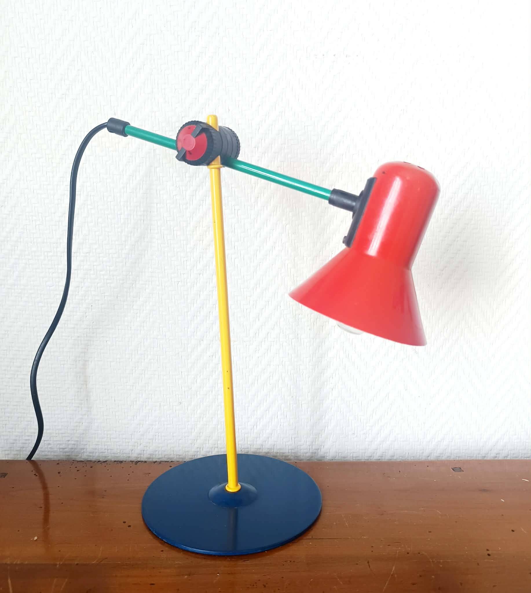 Veneta lamp in Memphis style 1980