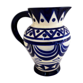 pitcher in earthenware Saint Jean de Bretagne blue and white