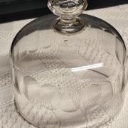 Cloche a fromages en cristal
