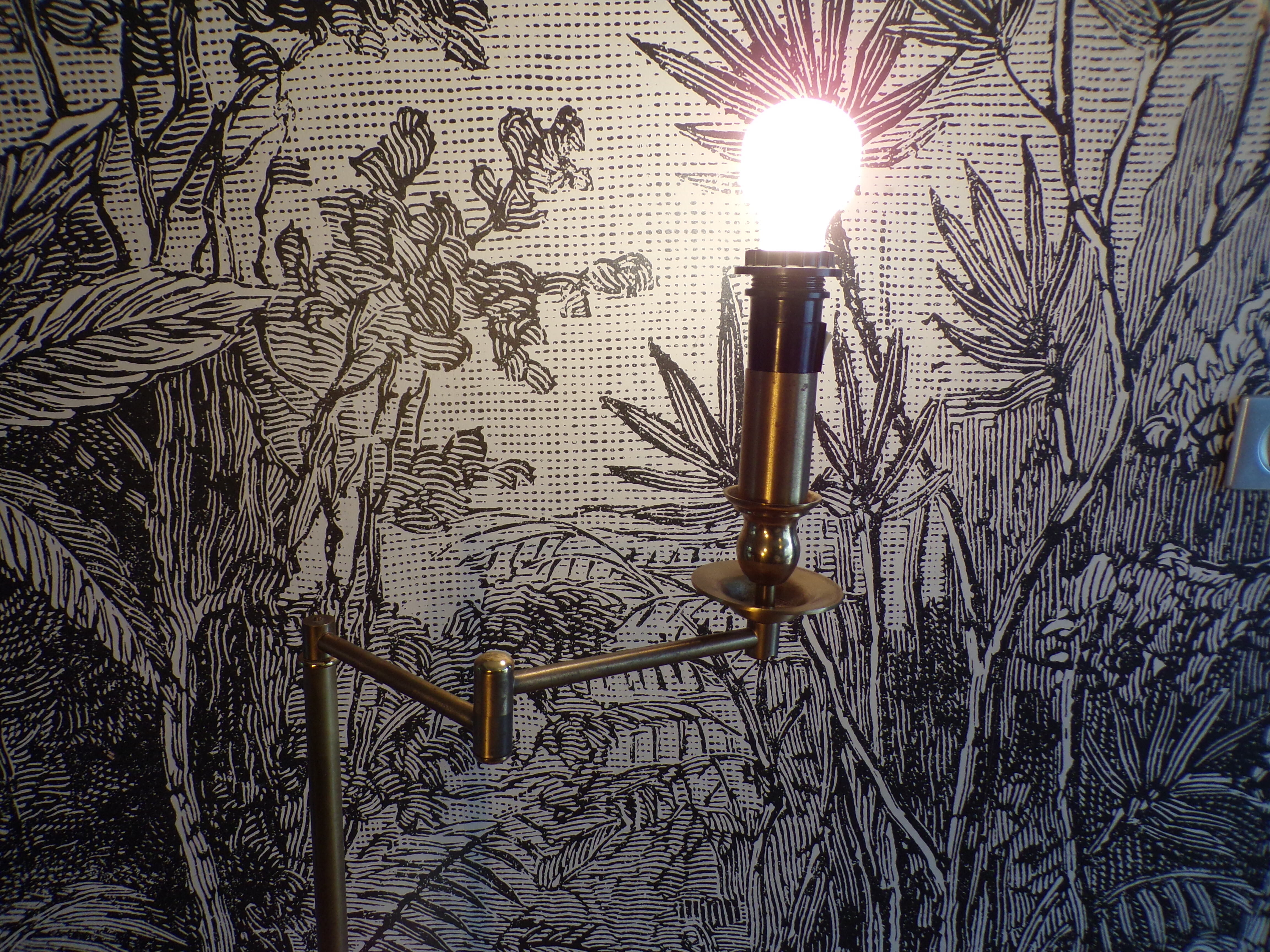 Vintage e-reader floor lamp